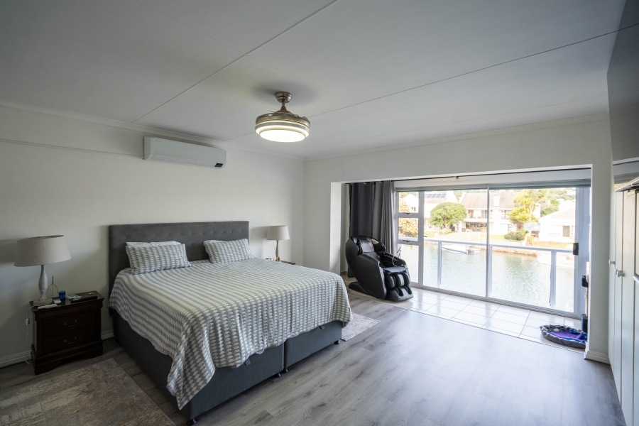 6 Bedroom Property for Sale in Royal Alfred Marina Eastern Cape